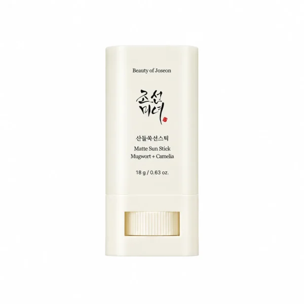 Beige Beauty of Joseon Matte Sun Stick Mugwort + Camelia SPF50+ 18 g in Drehstick-Verpackung